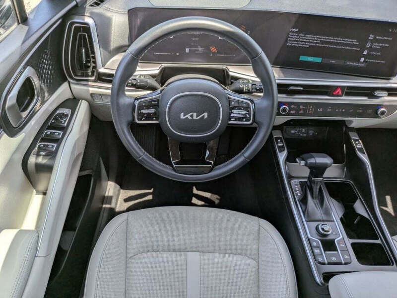2024 Kia Sorento EX