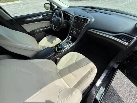 2016 Ford Fusion Titanium