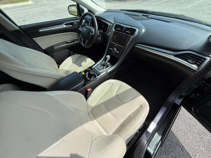 2016 Ford Fusion Titanium