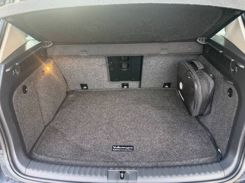 2017 Volkswagen Tiguan 2.0T Limited S 4Motion