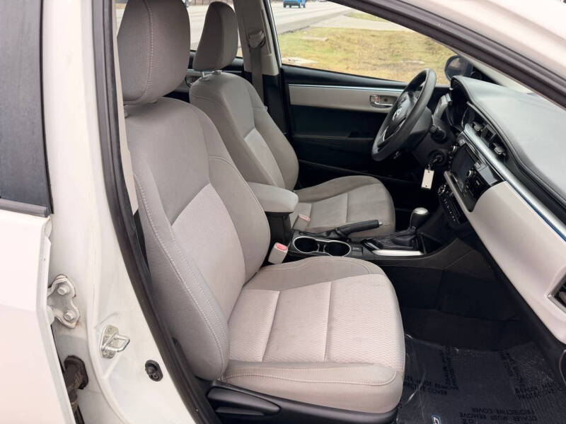 2015 Toyota Corolla LE