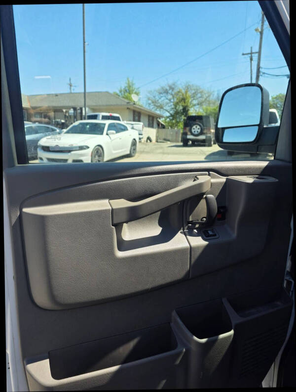 2019 Chevrolet Express 2500