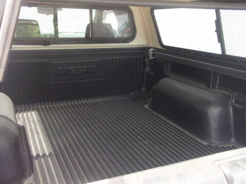 2004 Nissan Frontier XE