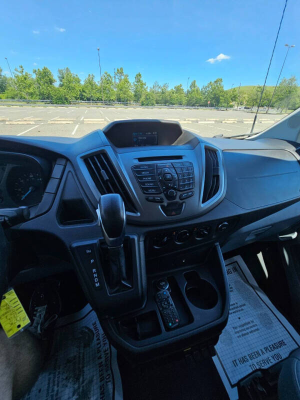 2015 Ford Transit 150