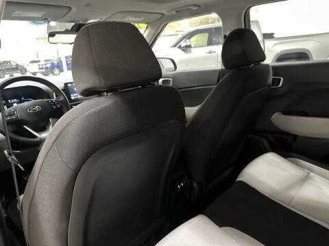 2024 Hyundai Venue SEL