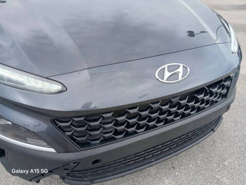 2022 Hyundai Kona SEL