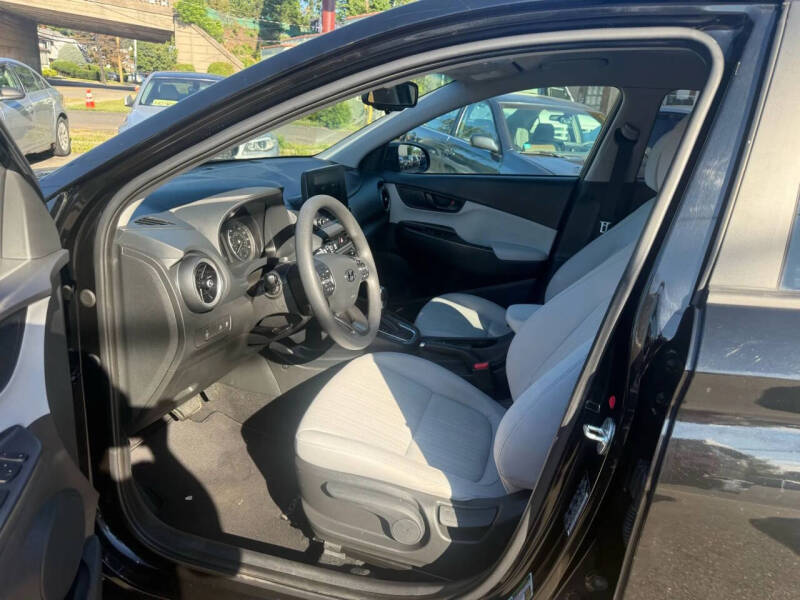 2022 Hyundai Kona SEL