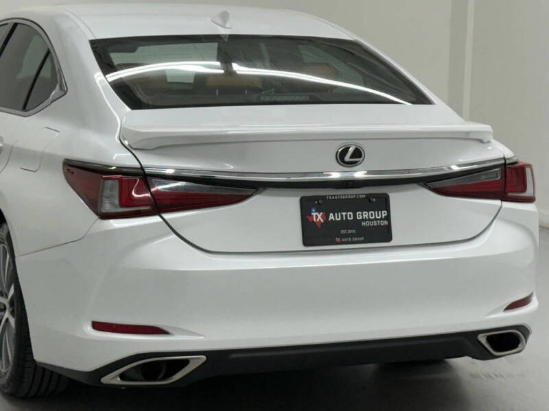 2019 Lexus ES 350