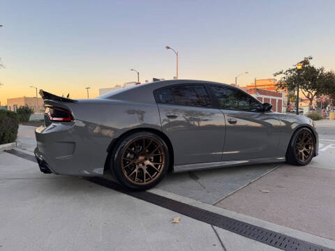 2019 Dodge Charger R/T