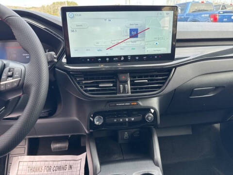 2025 Ford Escape Hybrid ST-Line