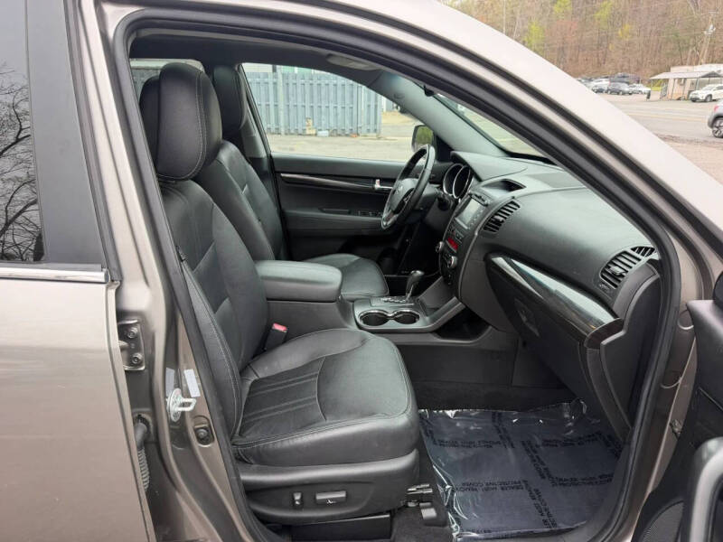2013 Kia Sorento SX