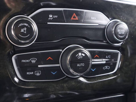 2016 Chrysler 300 C