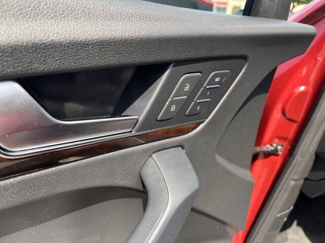 2019 Audi Q5 quattro Premium 45 TFSI