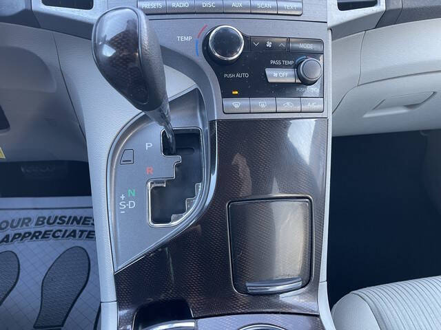 2012 Toyota Venza LE