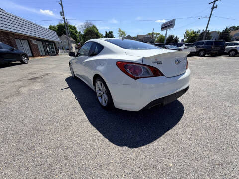 2010 Hyundai Genesis Coupe 2.0T