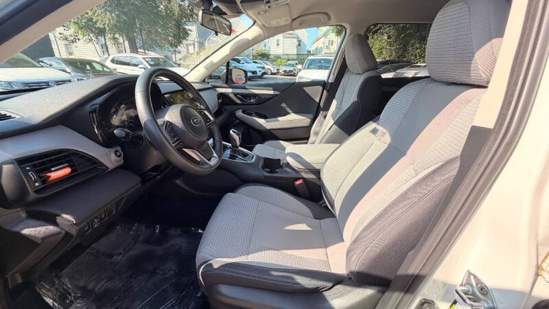 2023 Subaru Outback Premium