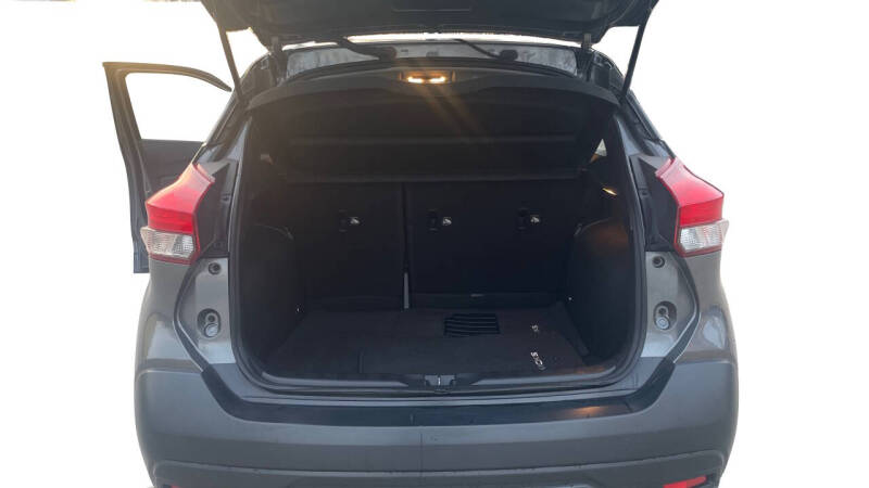 2018 Nissan Kicks SV