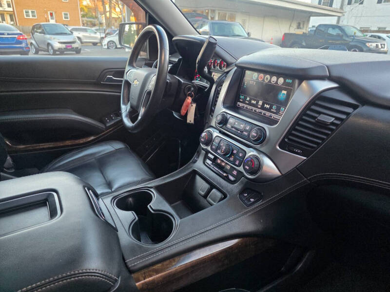 2016 Chevrolet Suburban LT