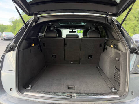 2017 Audi SQ5 3.0T quattro Premium Plus