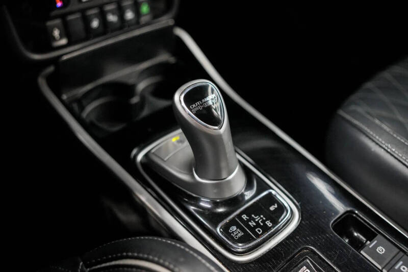 2022 Mitsubishi Outlander PHEV
