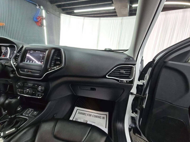 2019 Jeep Cherokee Altitude