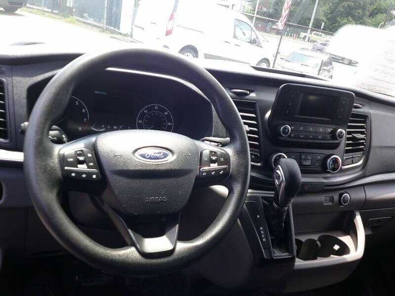 2024 Ford Transit 250