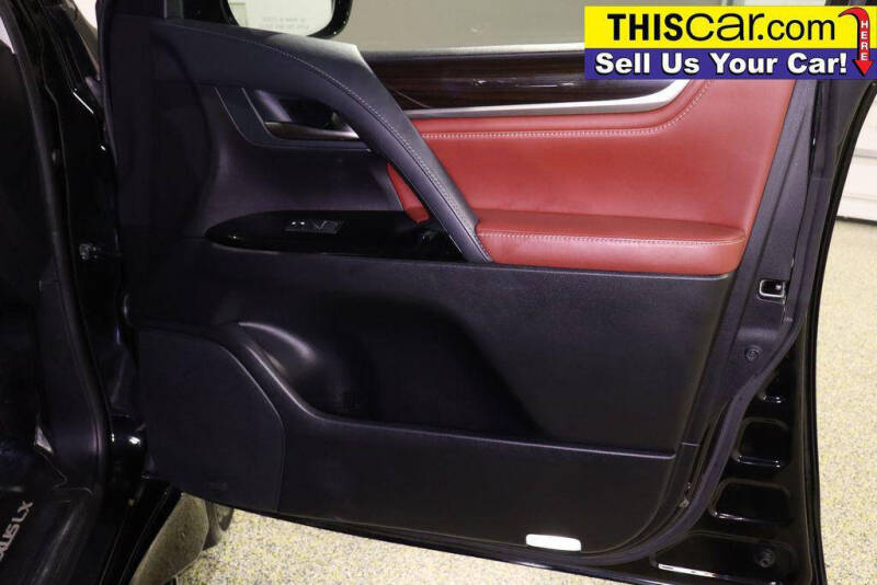 2018 Lexus LX 570 Three-Row