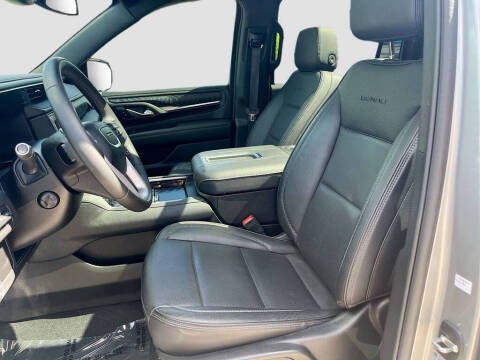 2024 GMC Yukon XL Denali