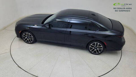 2023 BMW 7 Series 740i