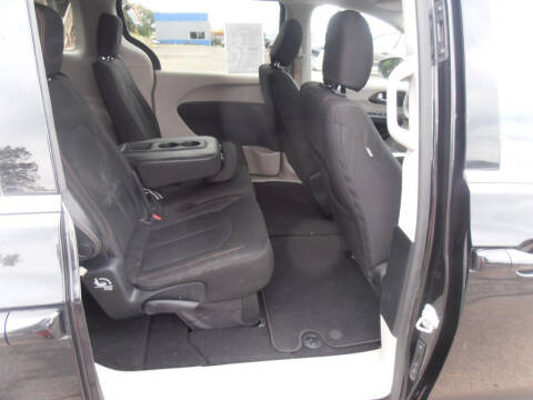 2017 Chrysler Pacifica LX