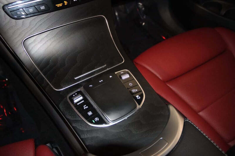 2023 Mercedes-Benz GLC GLC 300 4MATIC