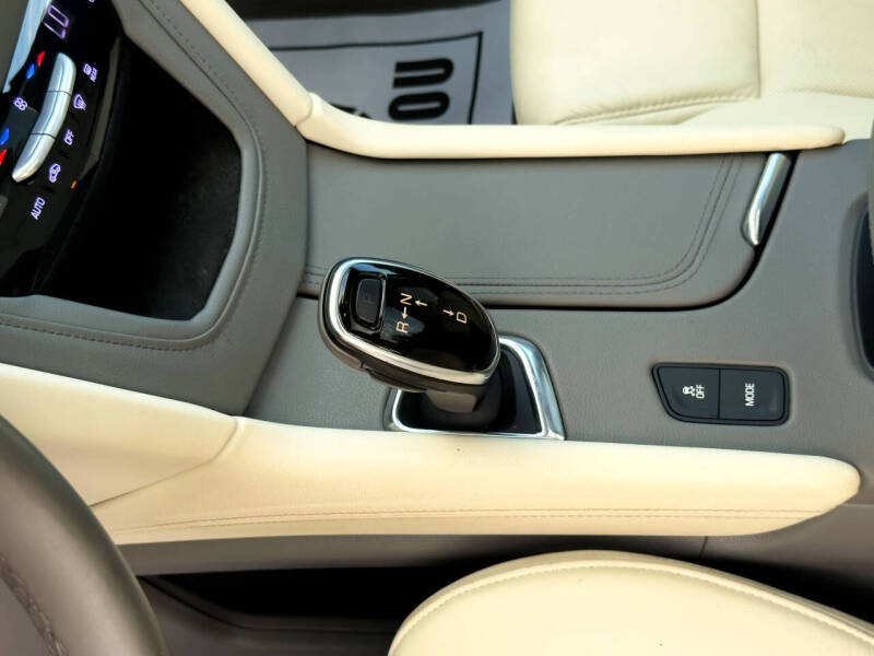 2017 Cadillac XT5 Premium Luxury