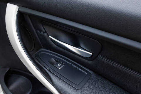 2017 BMW 3 Series 320i xDrive