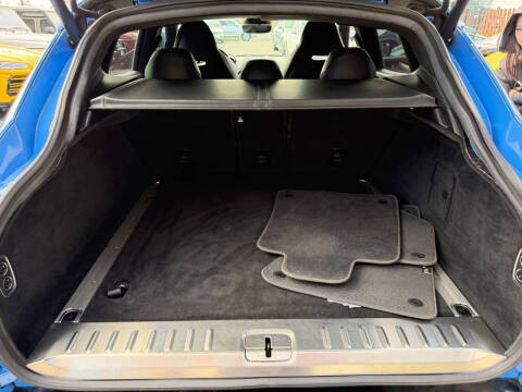 2021 Aston Martin DBX