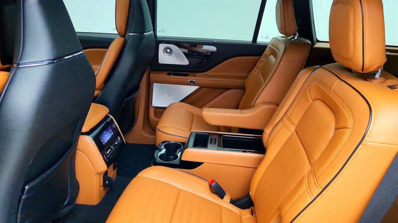 2022 Lincoln Aviator Black Label