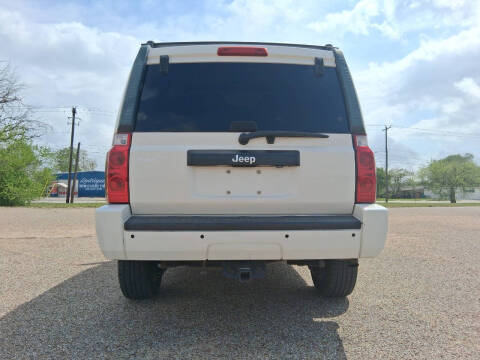 2010 Jeep Commander Sport