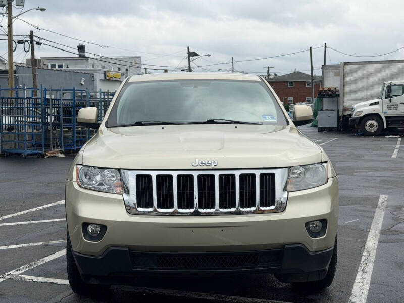 2011 Jeep Grand Cherokee Laredo