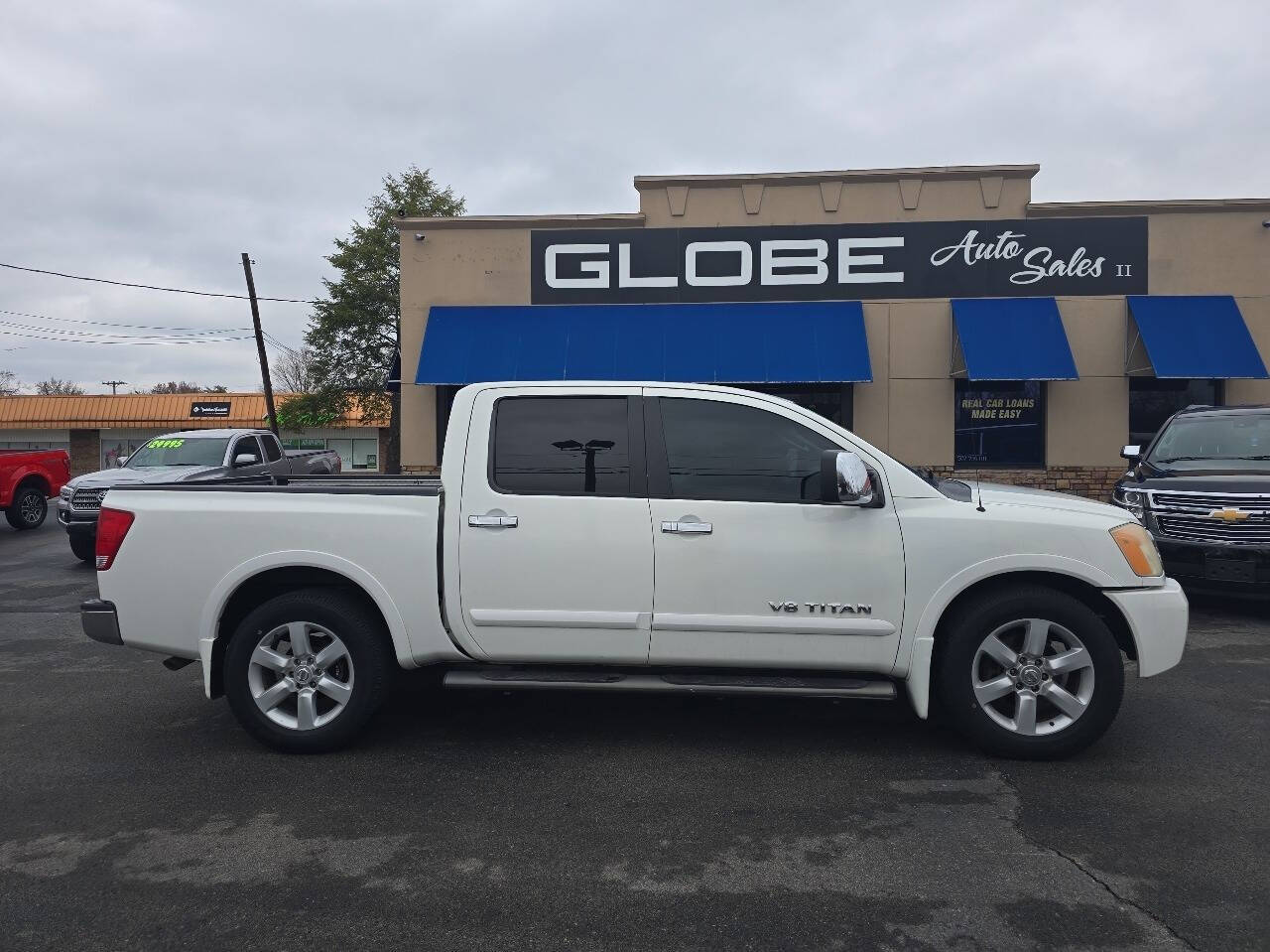 2009 Nissan Titan for sale at GLOBE AUTO SALES in Louisville, KY