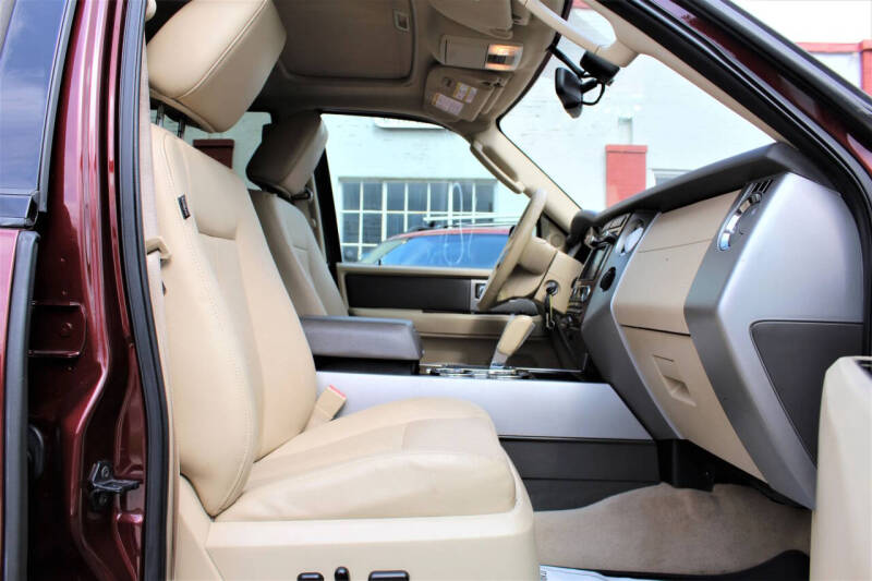 2011 Ford Expedition