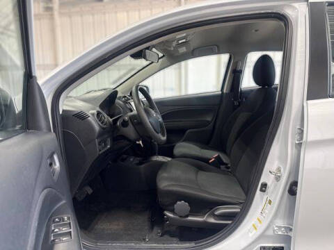 2024 Mitsubishi Mirage G4 ES