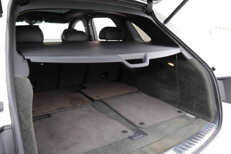 2017 Bentley Bentayga