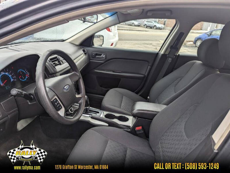 2012 Ford Fusion SE