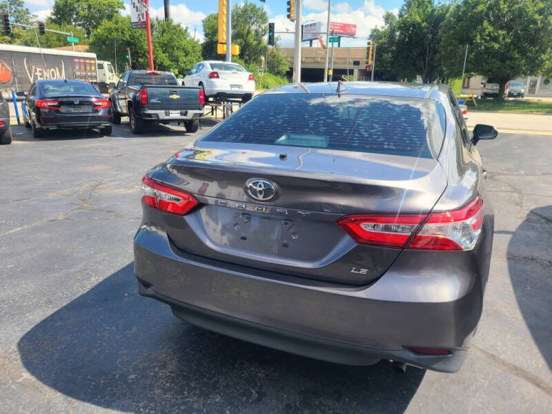 2020 Toyota Camry LE