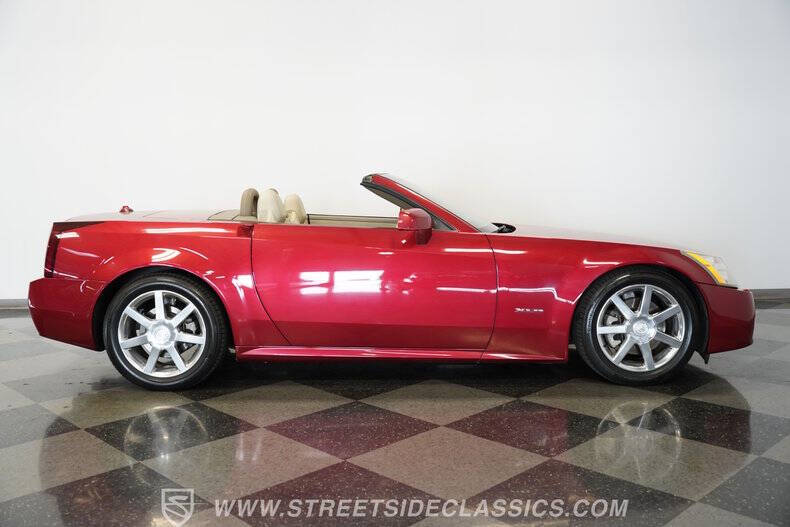2005 Cadillac XLR