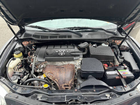 2010 Toyota Camry LE