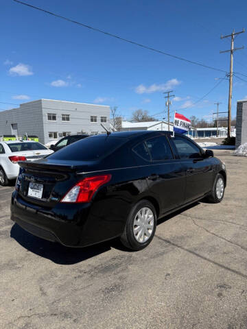 2015 Nissan Versa