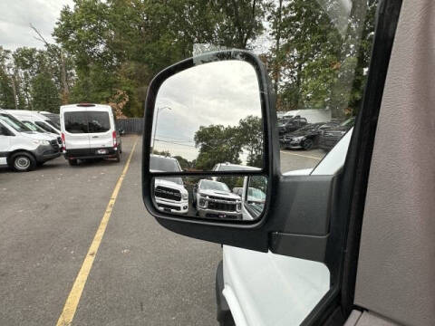 2023 Chevrolet Express 2500