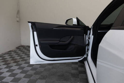 2021 Tesla Model S Plaid