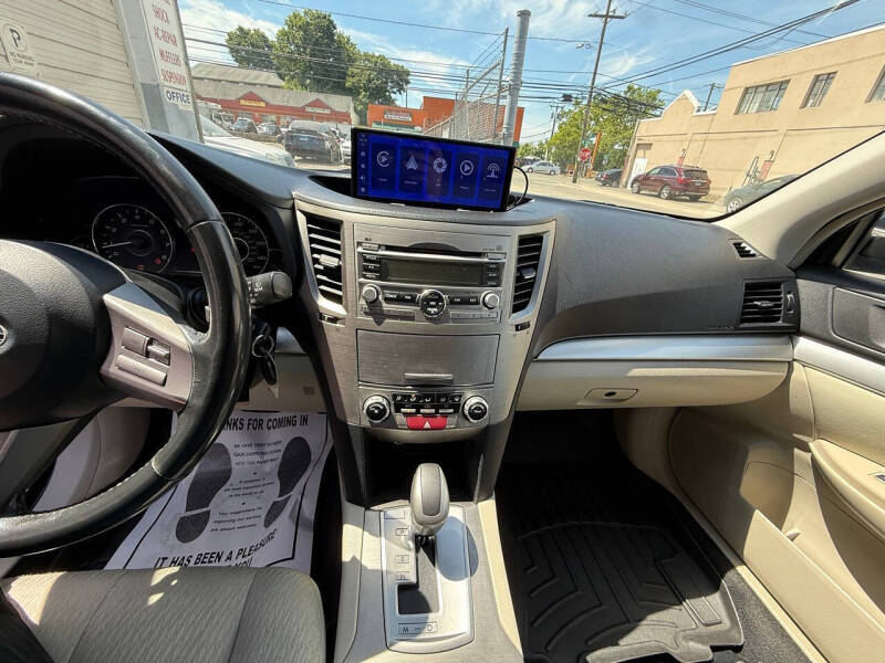 2011 Subaru Outback 2.5i Premium
