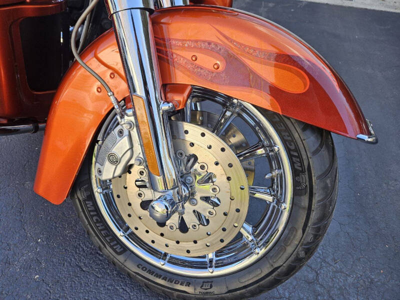 2010 Harley-Davidson Flhtcuse5